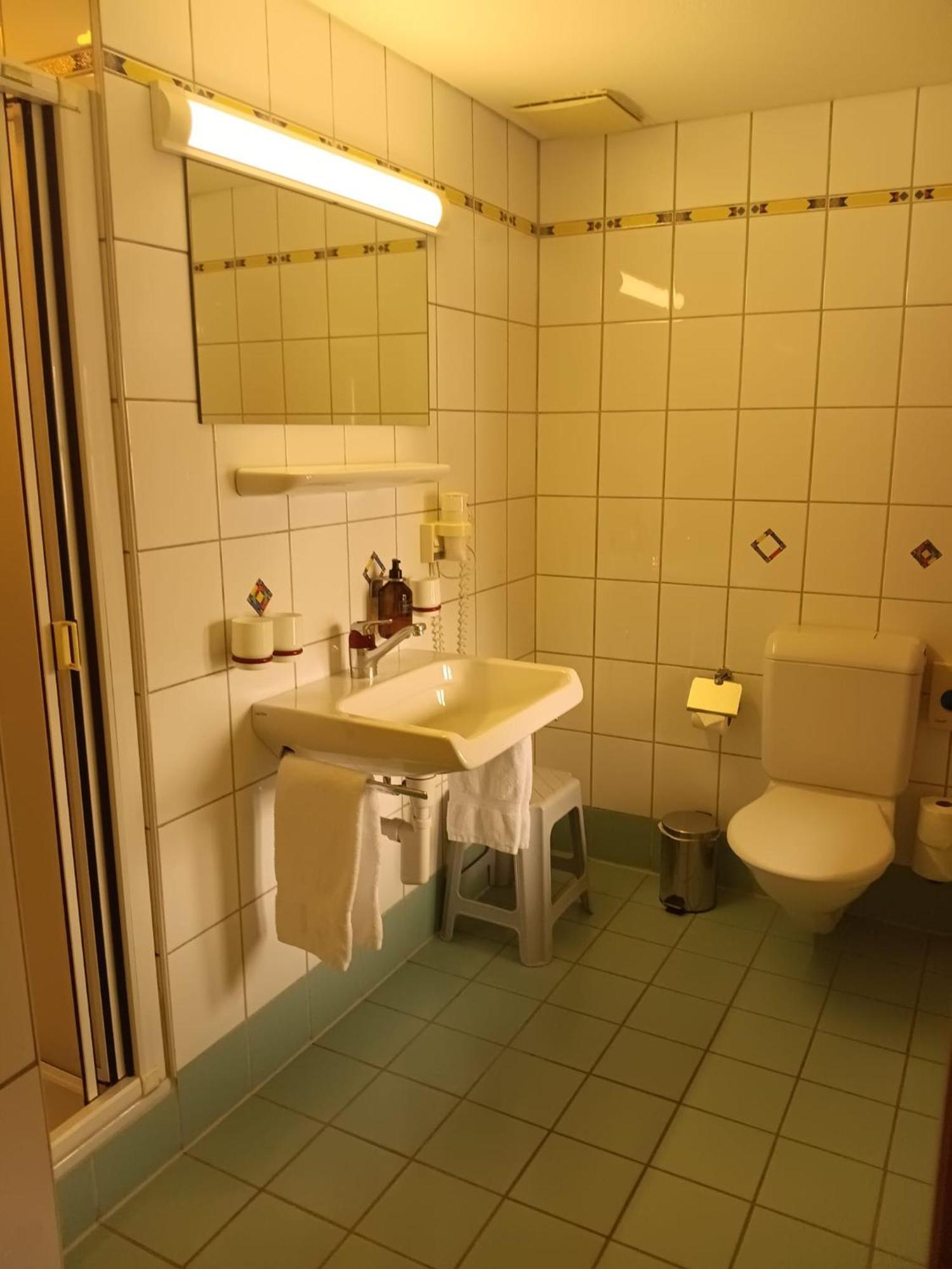 Hotel De Commune Gstaad Kültér fotó