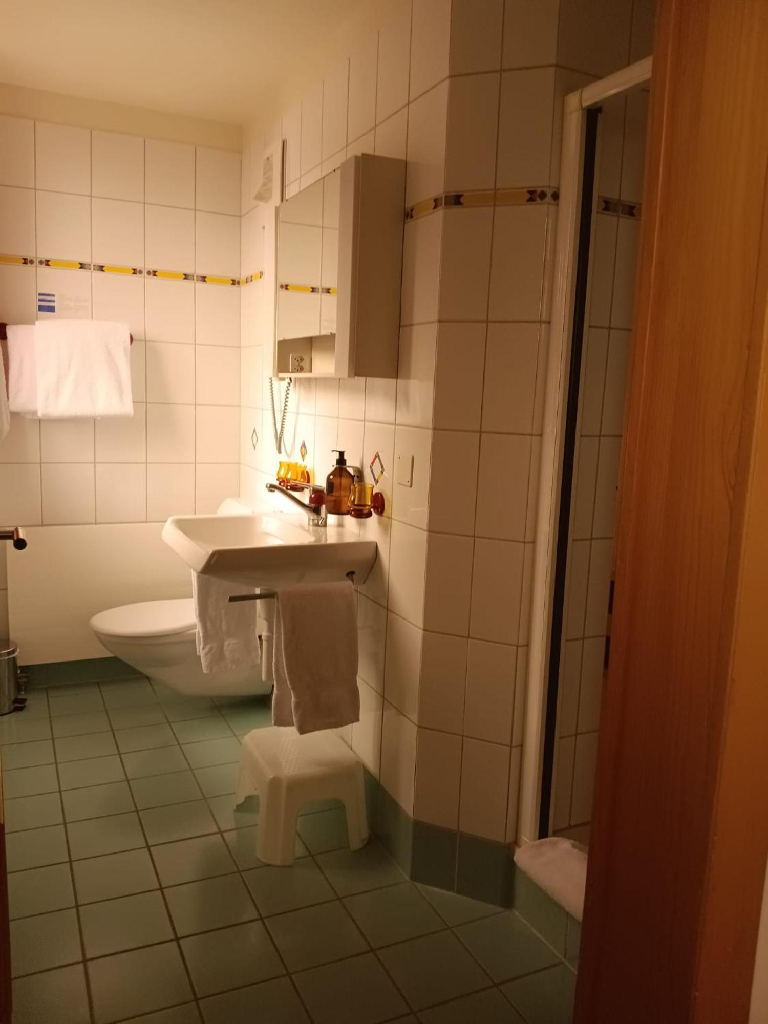 Hotel De Commune Gstaad Kültér fotó