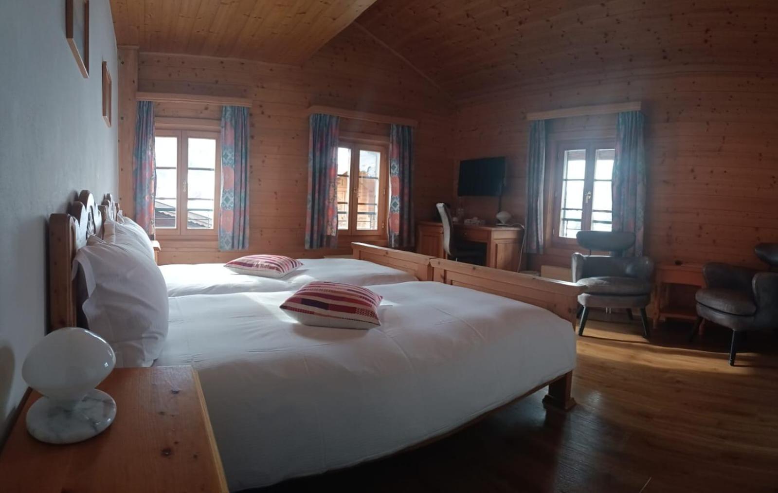 Hotel De Commune Gstaad Kültér fotó