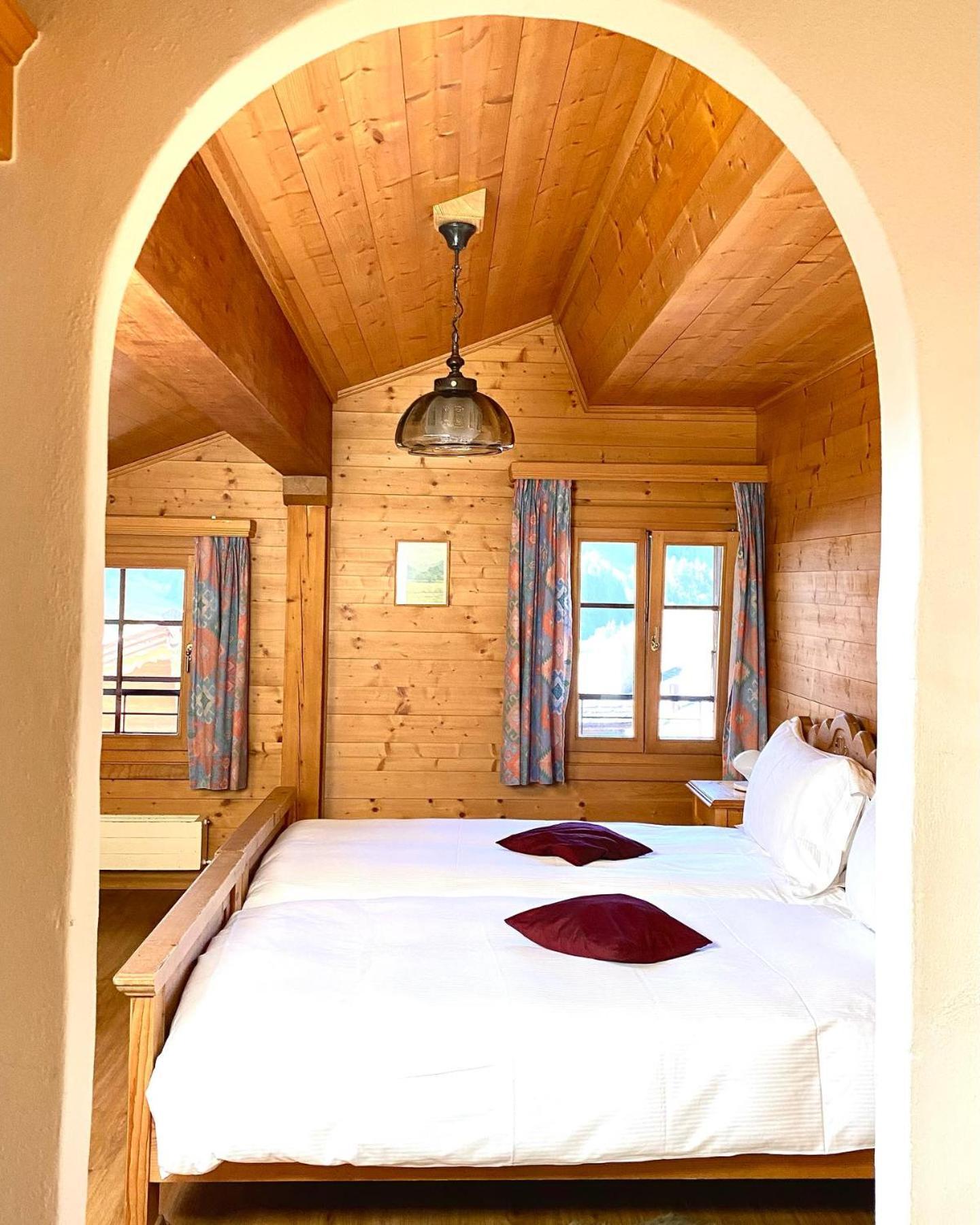 Hotel De Commune Gstaad Kültér fotó